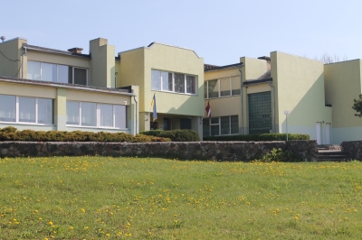 Naudītes skola