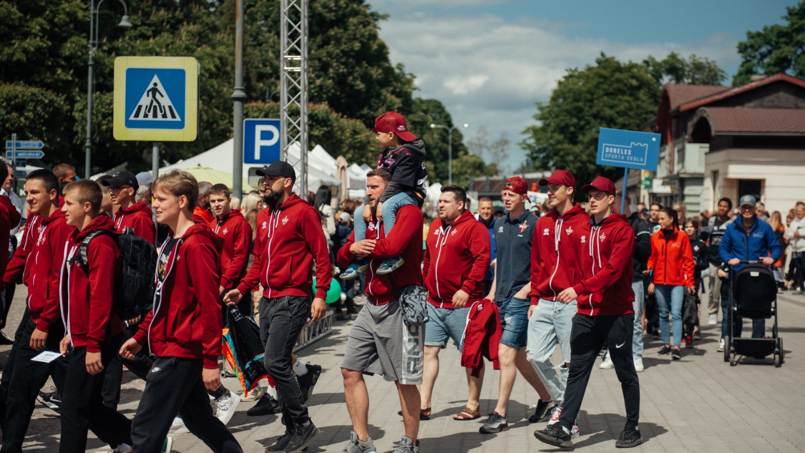Dobeles svētku gājiens "Darām kopā" 