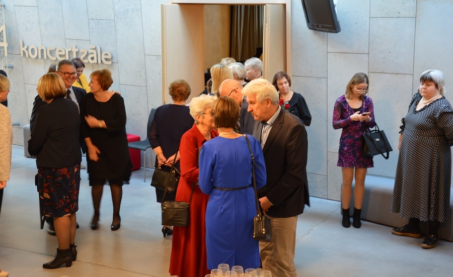 Skolotāju dienas pasākums Dobelē