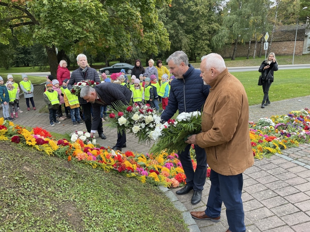 Ziedu paklājs