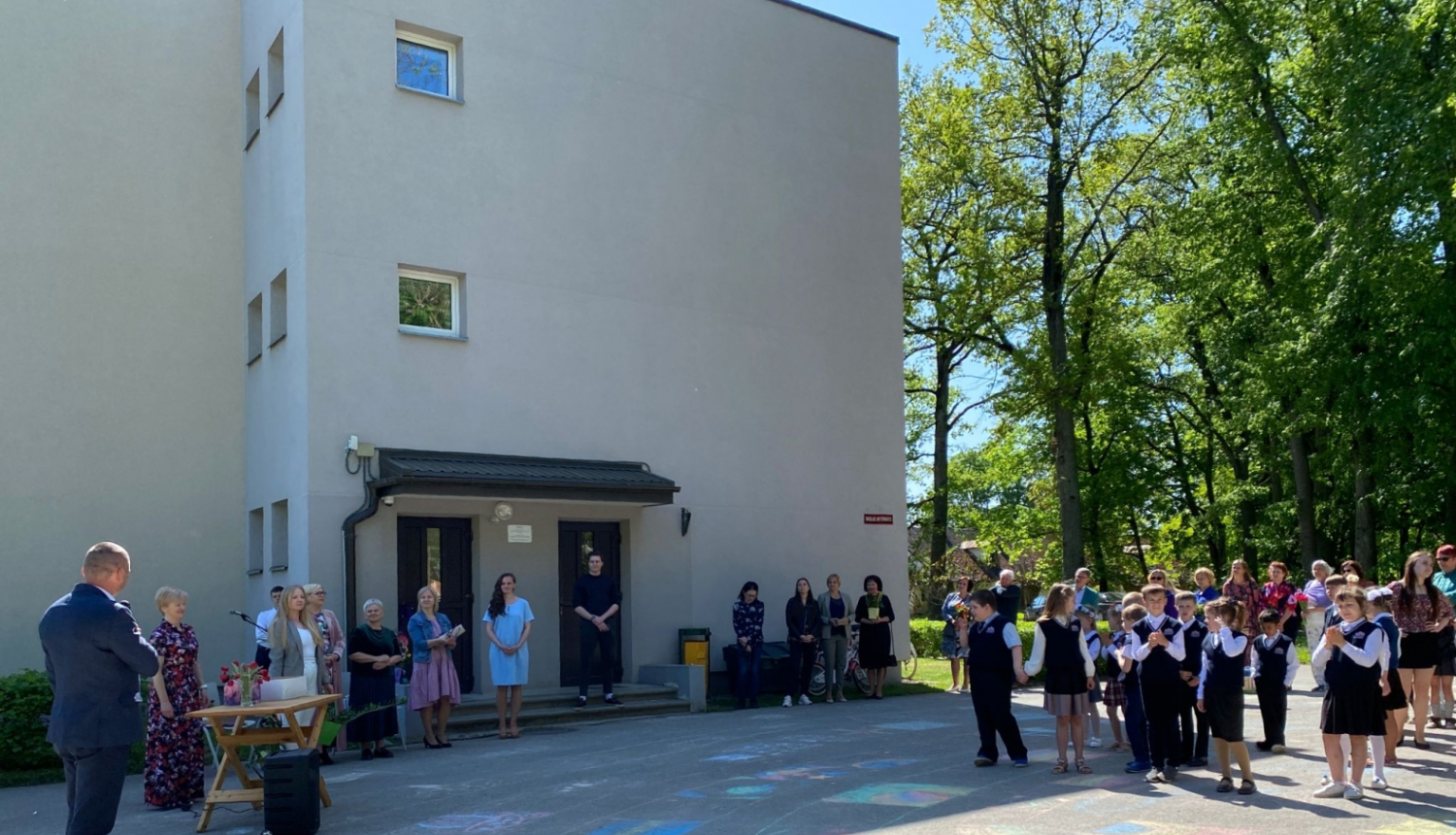 augstkalnes jauniešu māja