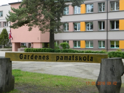 Gardenes pamatskola