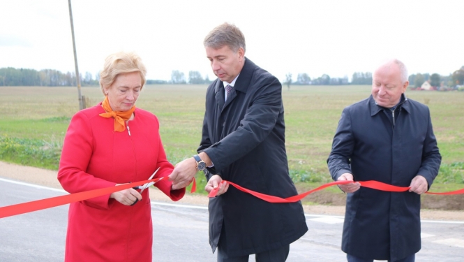 29.09.2019. Autoceļa Annenieki - Jaunpils atklāšana pēc pārbūves. Foto Baiba Rasa.