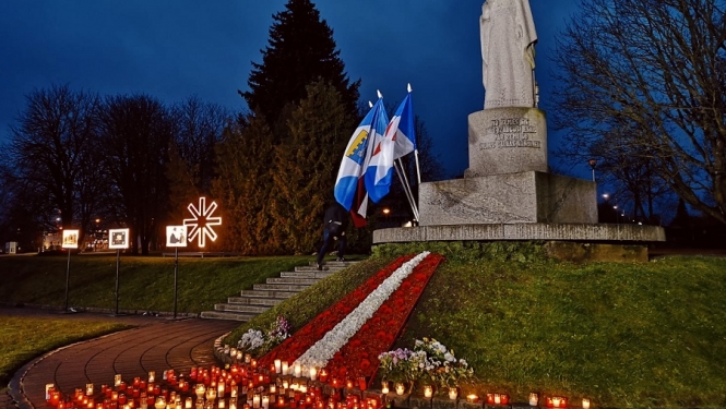 Latvijas brīvības cīnītāju piemiņas godināšana Lāčplēša dienā