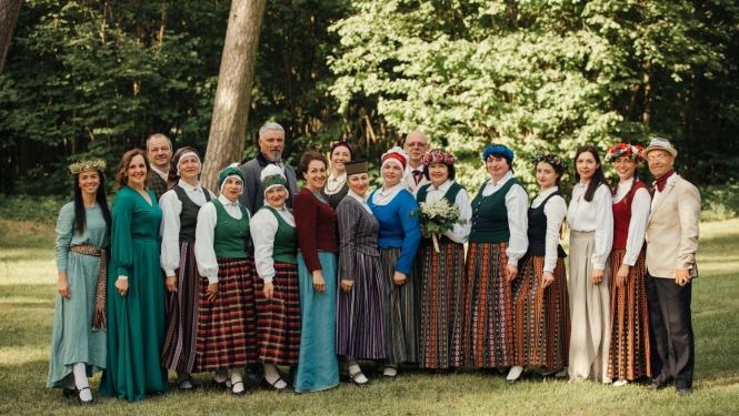 pasvaldibas dzied