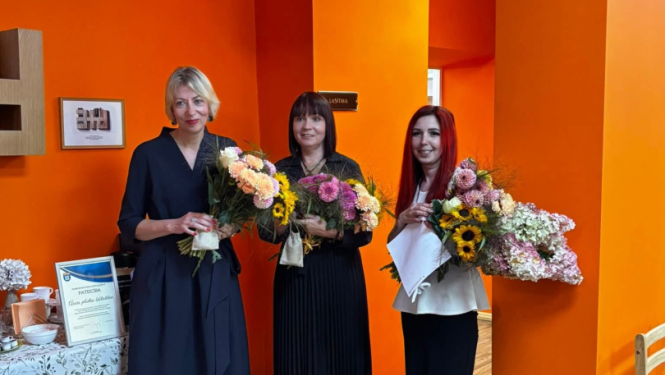 auces bibliotēkai 100