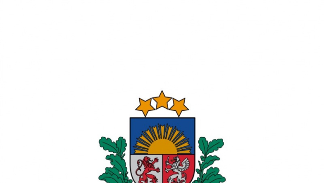  Jauniešus aicina piedalīties aptaujā par ceļošanu un laimēt Polaroid fotokameru