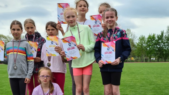   Jauno vieglatlētu starti Tukumā