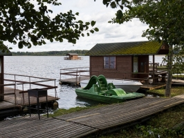 Lielauces ezers un laivu bāze