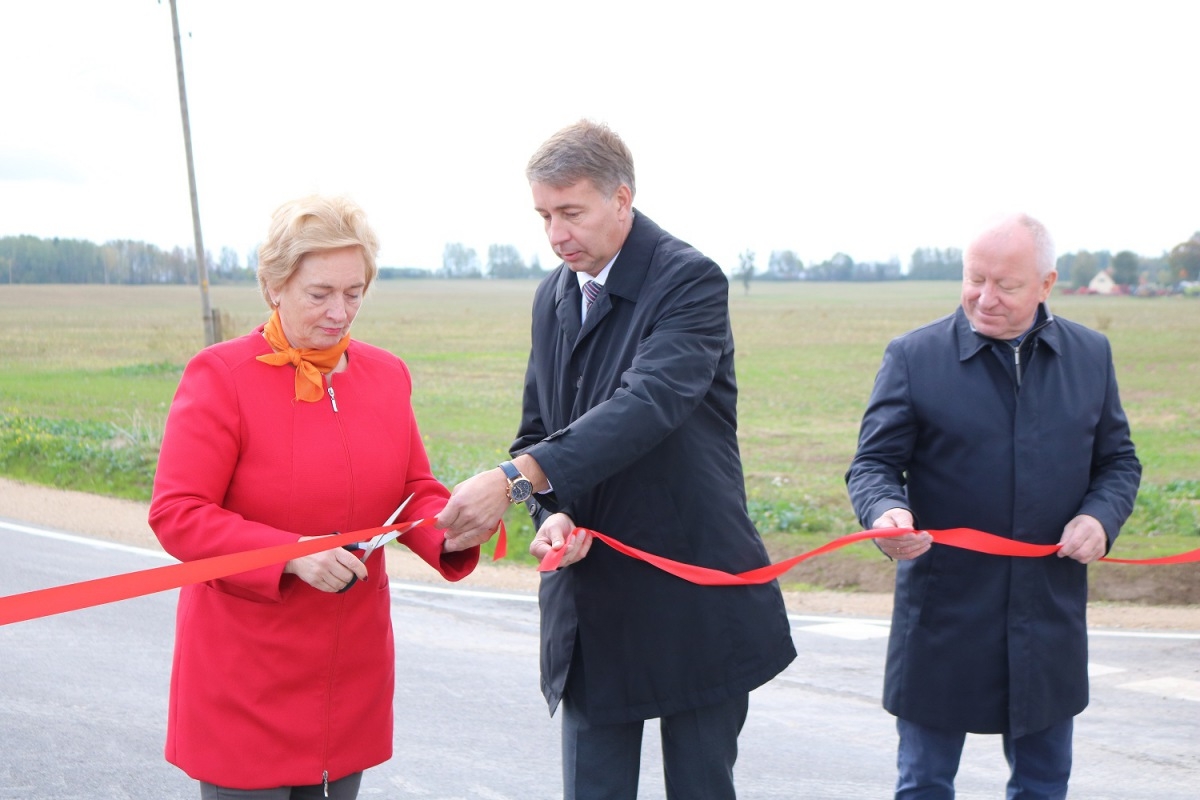 29.09.2019. Autoceļa Annenieki - Jaunpils atklāšana pēc pārbūves. Foto Baiba Rasa.