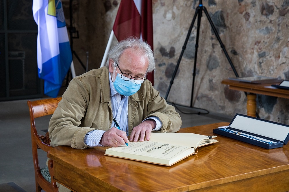 augstāko apbalvojumu pasniegšanas ceremonija