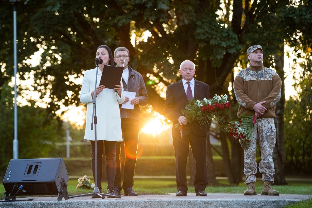 Dobeles Atbrīvošanas piemineklim 80. gadskārta