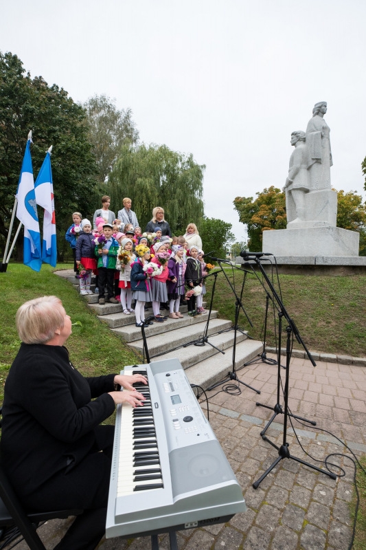 Dobeles Atbrīvošanas piemineklim 80. gadskārta