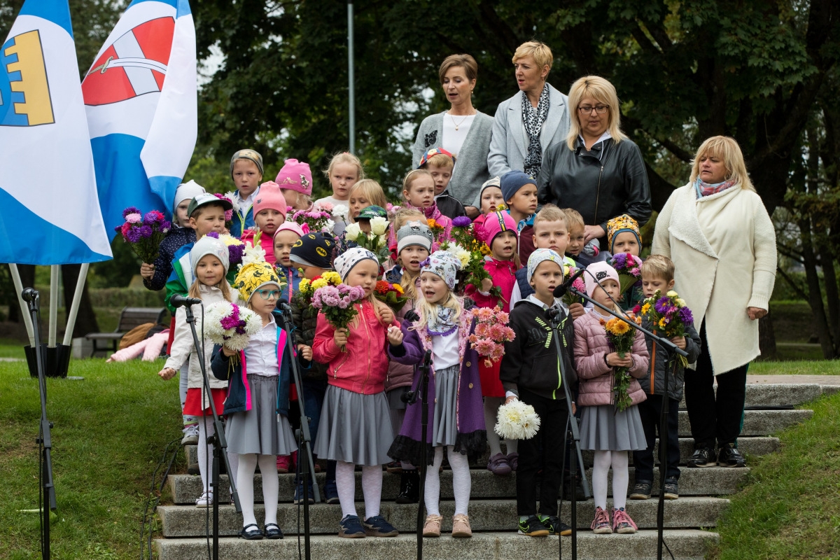 Dobeles Atbrīvošanas piemineklim 80. gadskārta