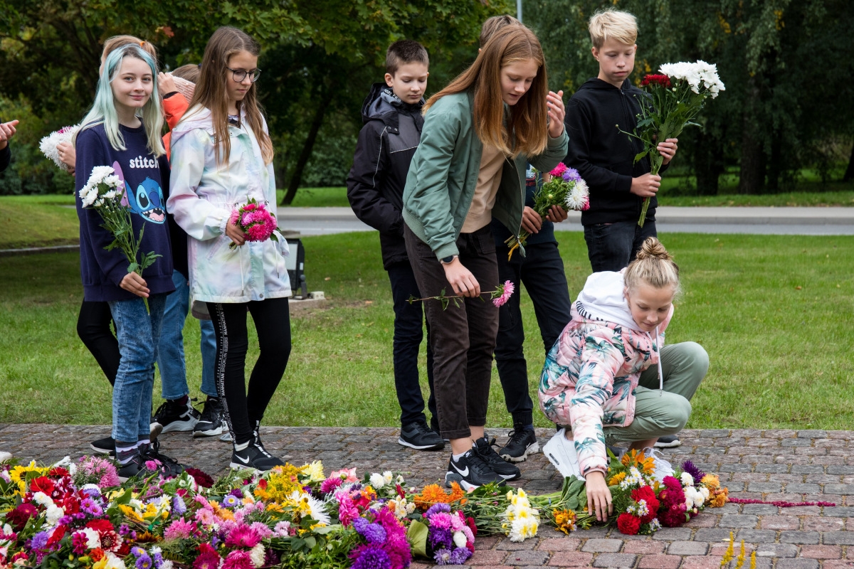 Dobeles Atbrīvošanas piemineklim 80. gadskārta