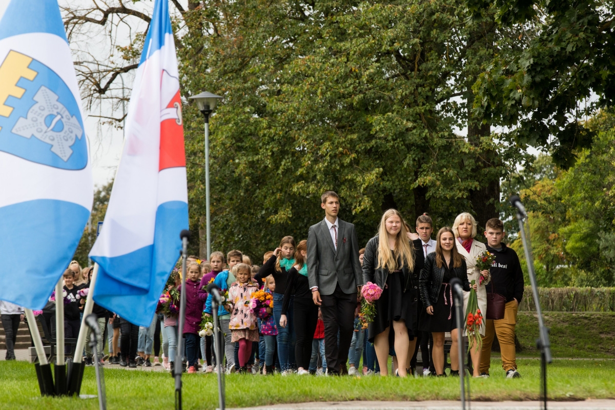 Dobeles Atbrīvošanas piemineklim 80. gadskārta