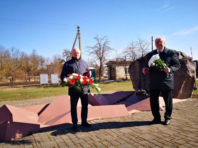 25.03.2020. Komunistiskā genocīda upuru piemiņas diena Dobelē