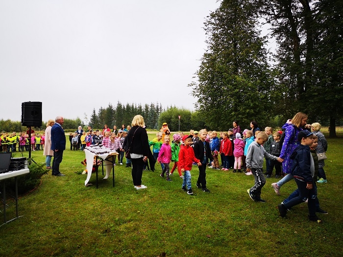 Dobeles novada izglītības iestāžu 1. klašu audzēkņi viesojas Kārļa Ulmaņa piemiņas muzejā “Pikšas” 03.09.2020.