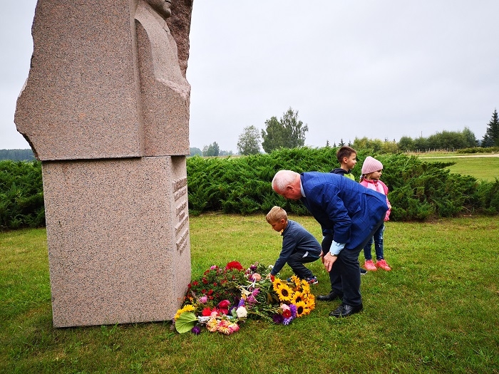 Dobeles novada izglītības iestāžu 1. klašu audzēkņi viesojas Kārļa Ulmaņa piemiņas muzejā “Pikšas” 03.09.2020.