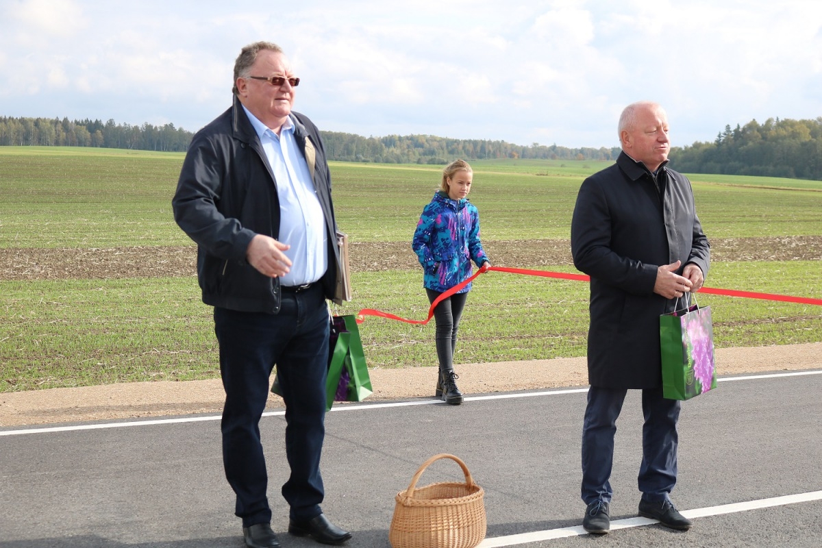 29.09.2019. Autoceļa Annenieki - Jaunpils atklāšana pēc pārbūves. Foto Baiba Rasa.