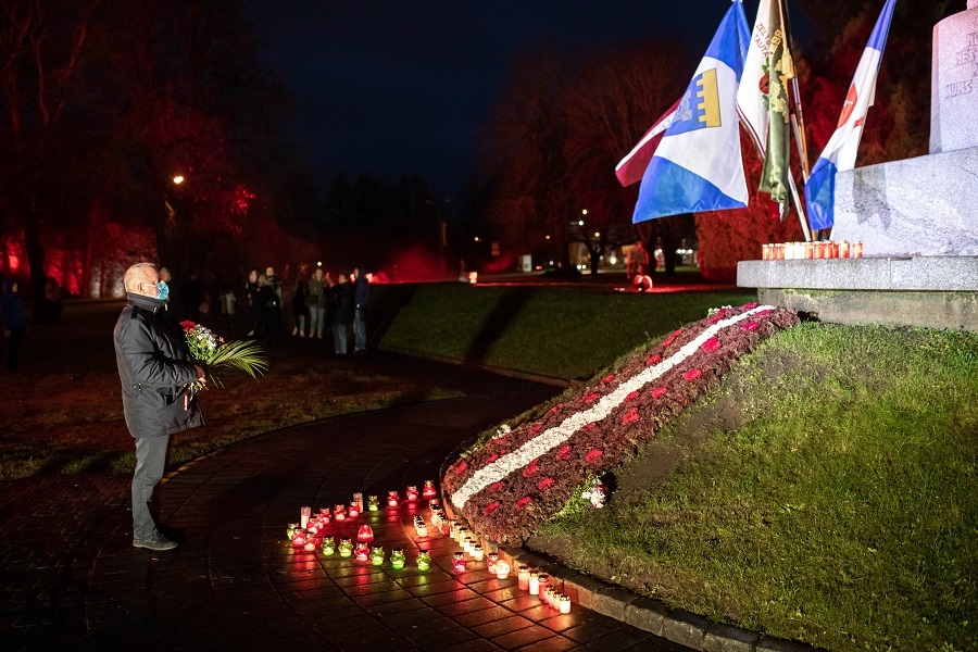 Latvijas Republikas proklamēšanas 102. gadadiena 18.11.2020. Foto G. Janševskis