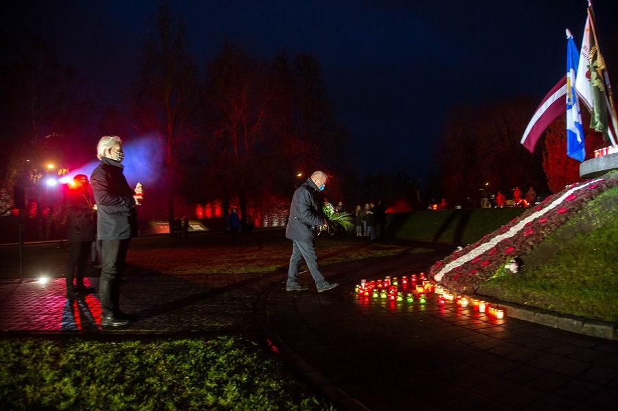 Latvijas Republikas proklamēšanas 102. gadadiena 18.11.2020. Foto G. Janševskis