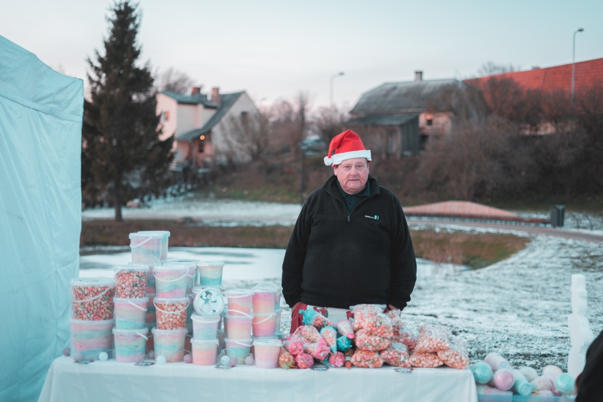 01.12.2019. 10. Sniegavīru saiets un Ziemassvētku lielā egle Dobelē. Foto: Kaspars Krauze