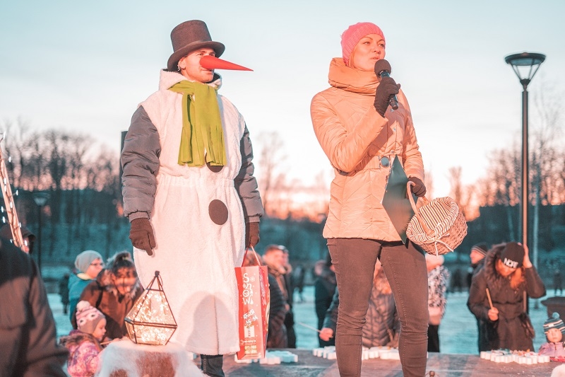 01.12.2019. 10. Sniegavīru saiets un Ziemassvētku lielā egle Dobelē. Foto: Kaspars Krauze