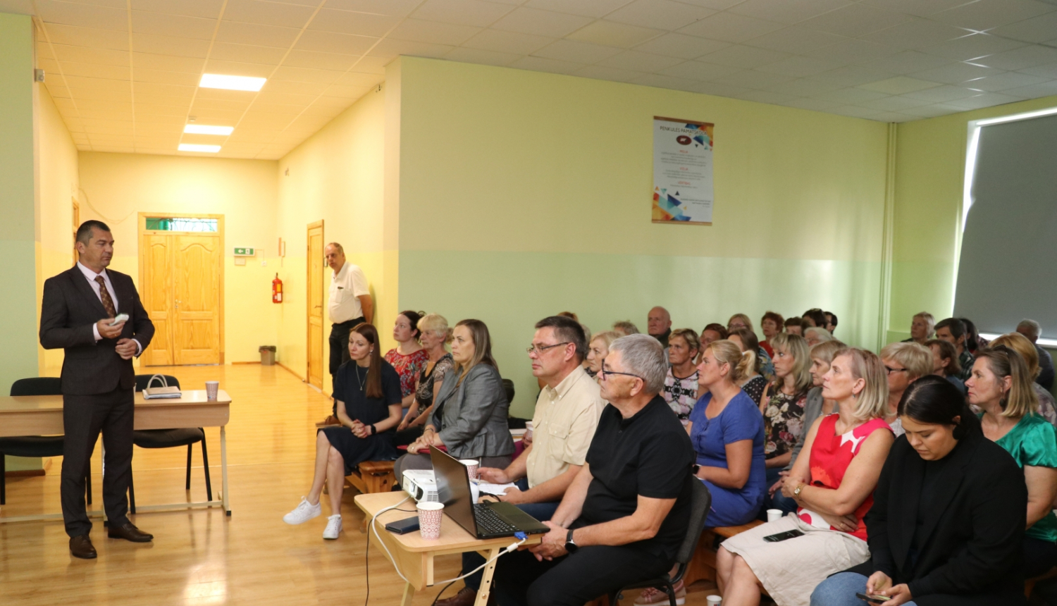 iedzīvotāju tikšanās 