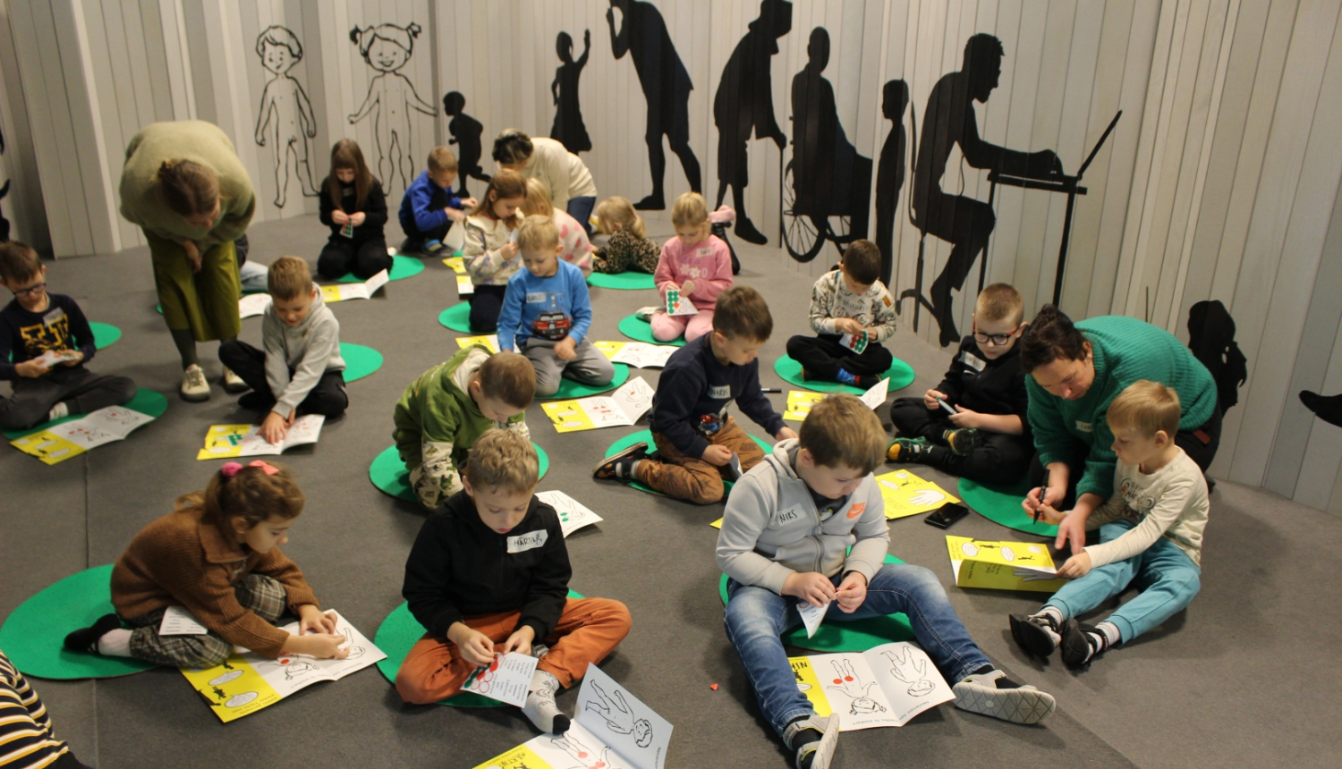 Džimbas viesskolā bērni apguva svarīgas drošības prasmes