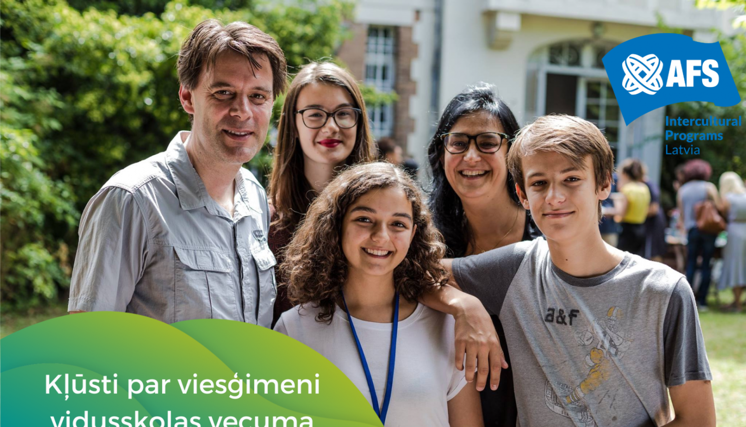 kļūsti par viesģimeni