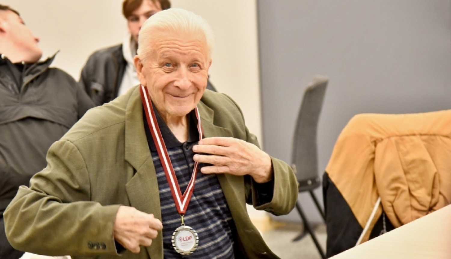 Apbalvojums par mūža ieguldījumu 