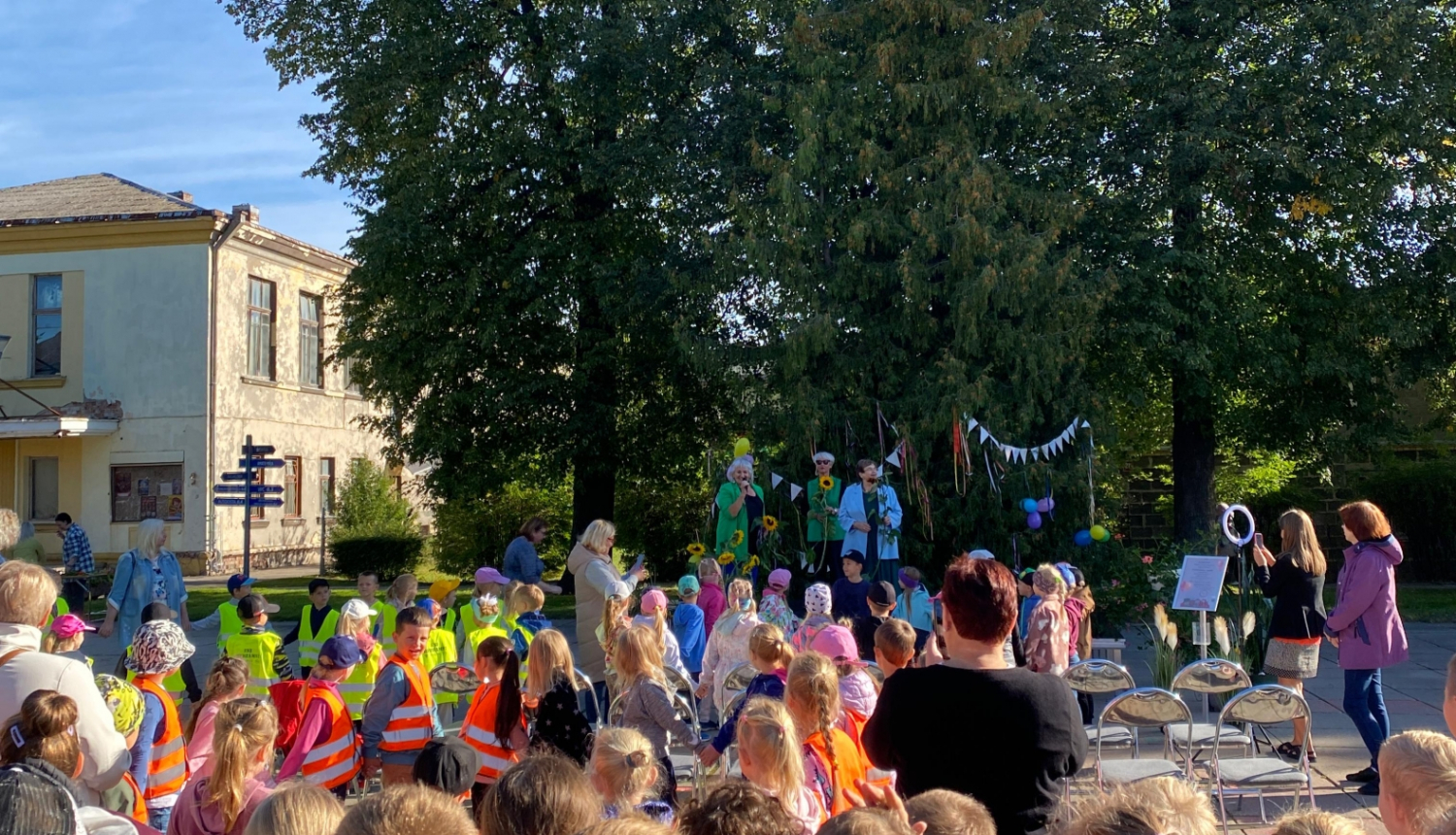 Ineses Zanderes dzimšanas dienas pasākums Dobelē