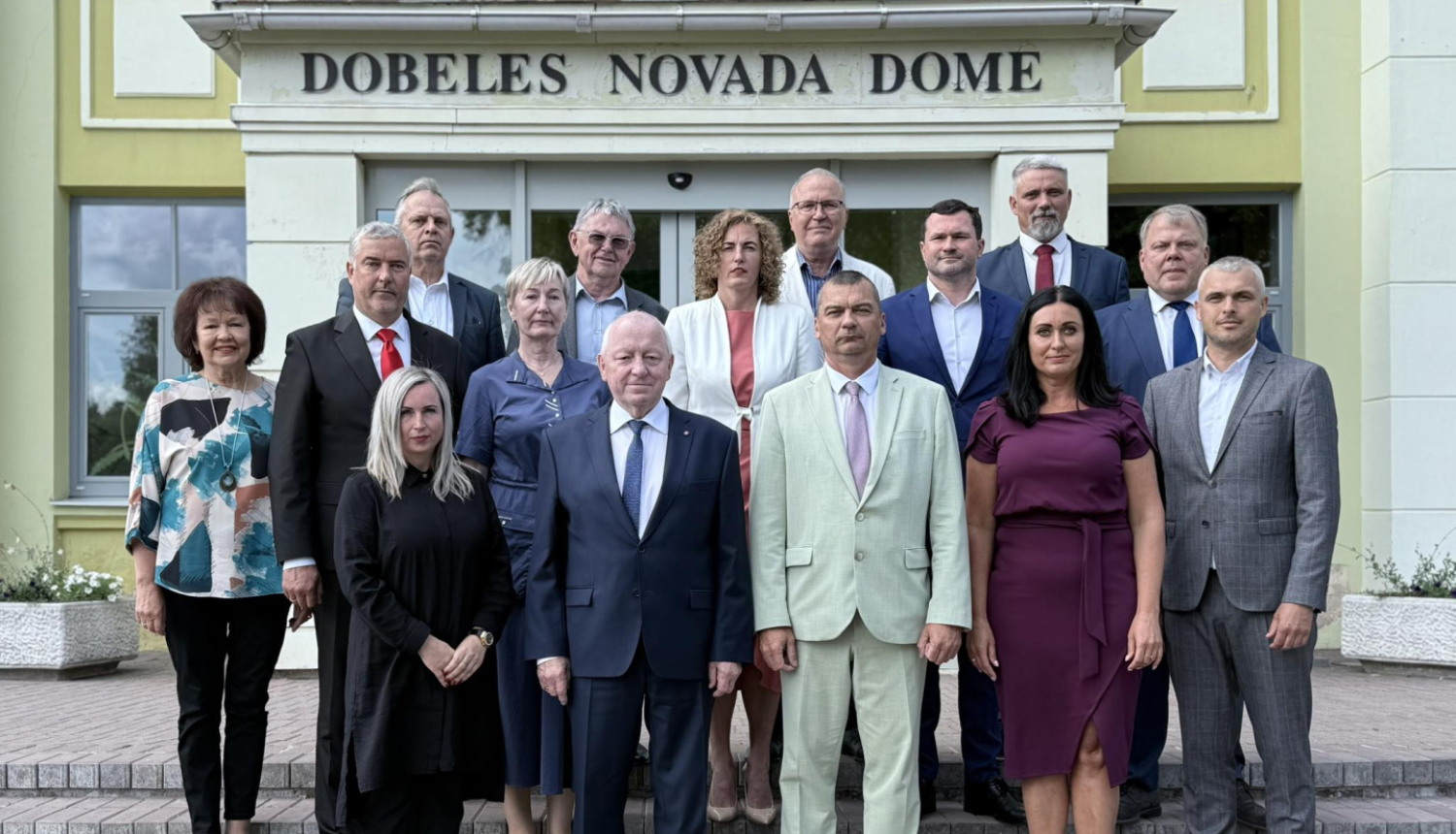 Domes sēde