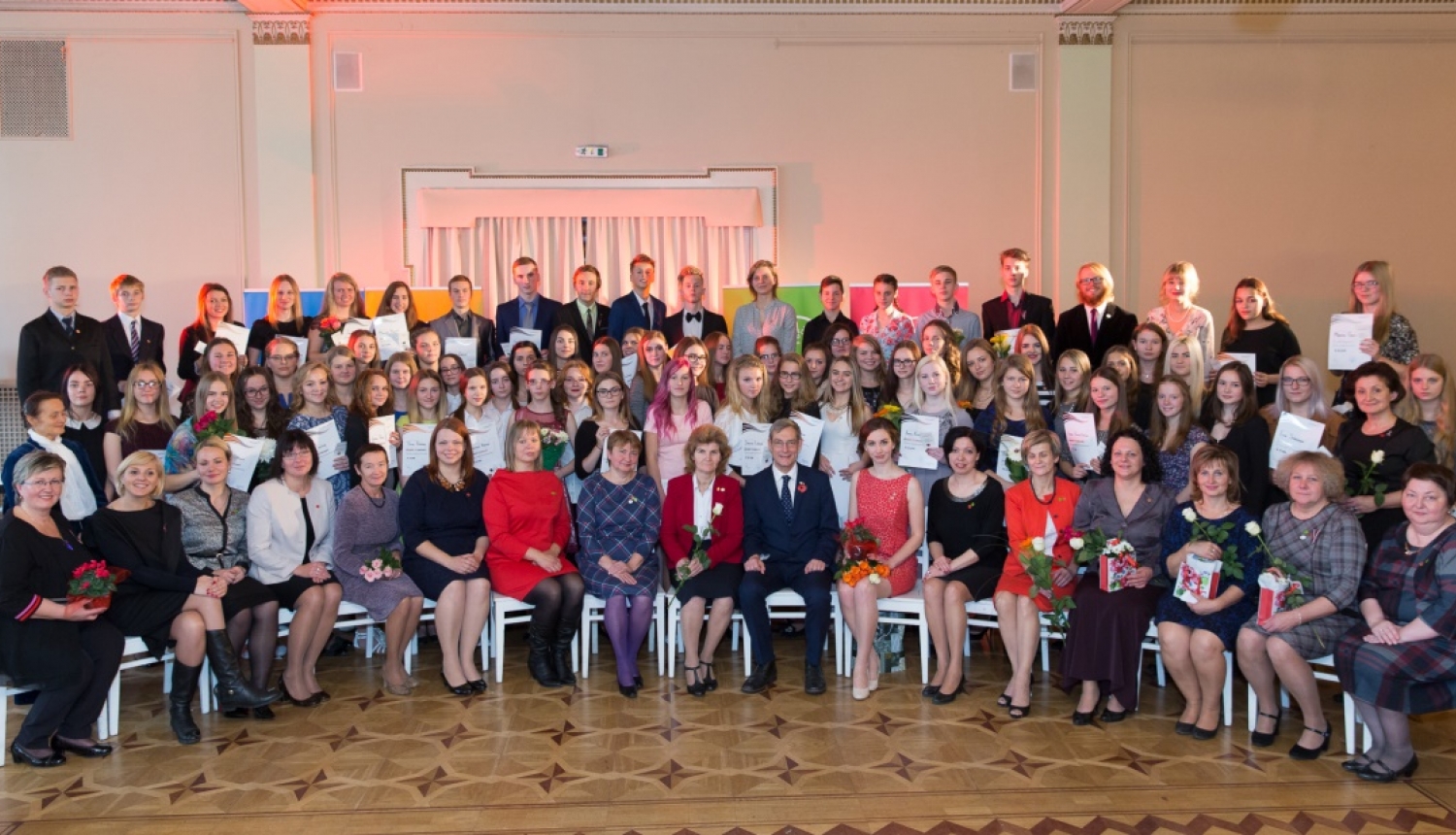 Jaunieši no Dobeles novada saņēmuši bronzas un sudraba The Duke of Edinburgh’s International Award